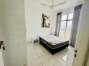 2 BR Mount Lavinia Apartment For Sale