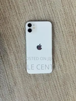 Apple iPhone 11 (Used)