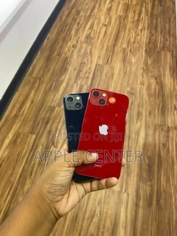 Apple iPhone 13 (Used)