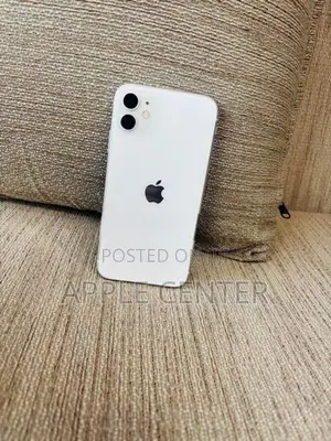 Apple iPhone 11 (Used)