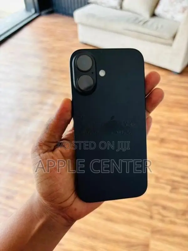 Apple iPhone 16 (Used)