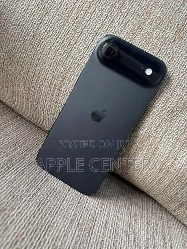 Apple iPhone Air 256GB (Used)