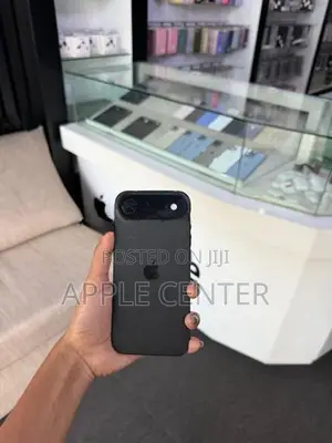 Apple iPhone Air 256GB (Used)