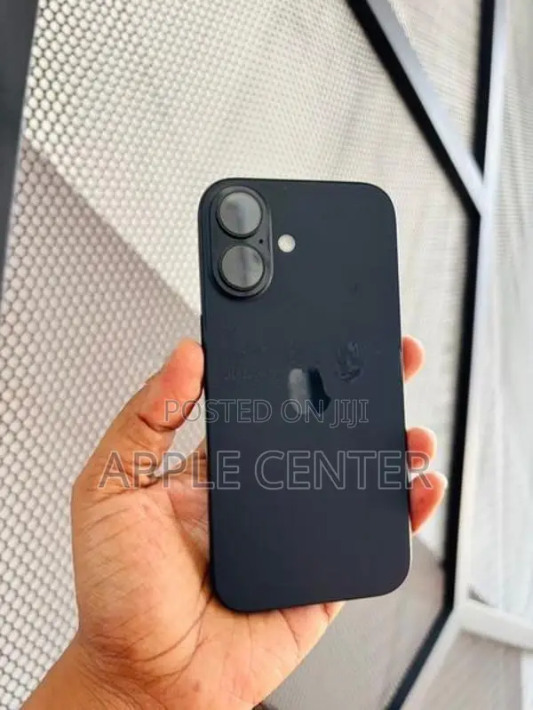 Apple iPhone 16 (Used)