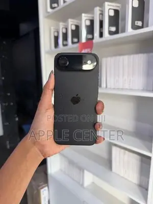 Apple iPhone Air 256GB (Used)