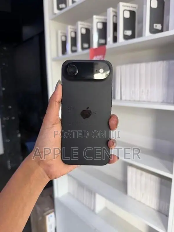 Apple iPhone Air 256GB (Used)