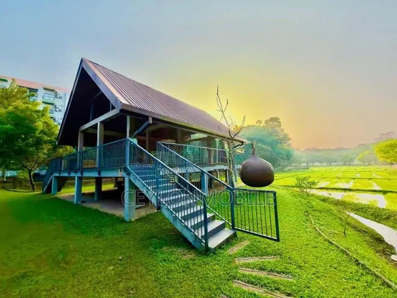Fully Furnished 2BR Apartment for Sale in Ariyana Resort Athurugiriya