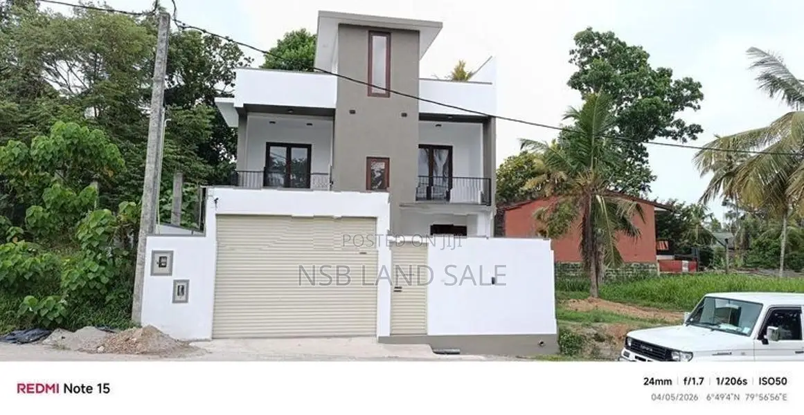 (NSB) Brand New Luxury House for Sale in Kottawa Piliyandala Road