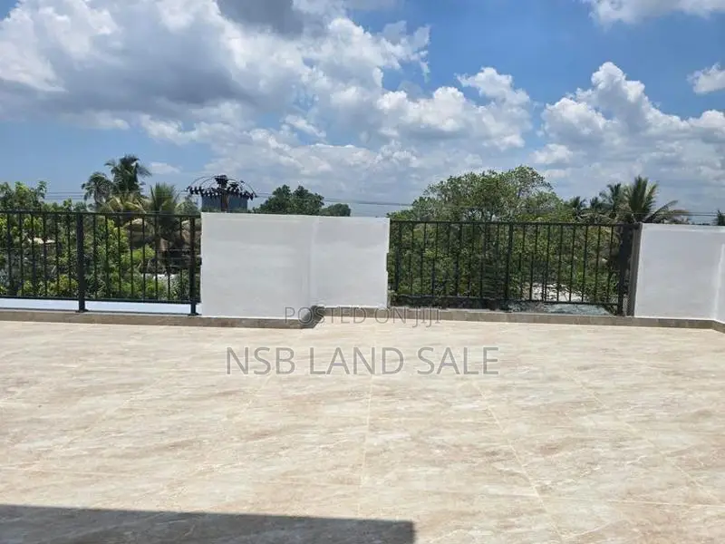 Super Luxury House for Sale in Kahathufuwa
