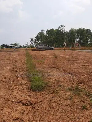 Land For Sale From Jalthara Embulgama Homagama - 6.5 perches