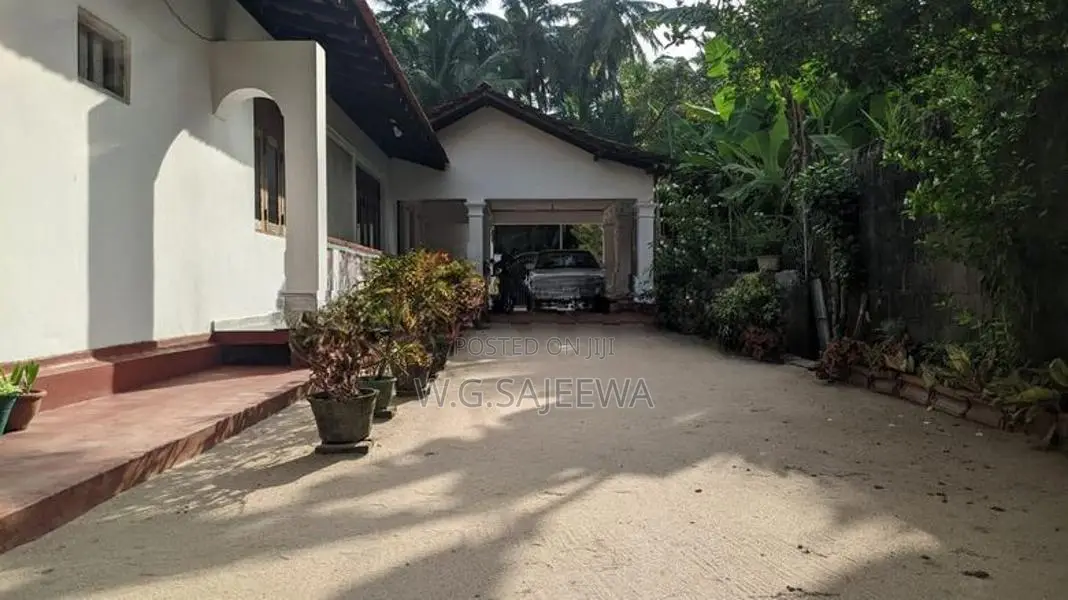 24perch 4 bedroom house for sale in nattandiya