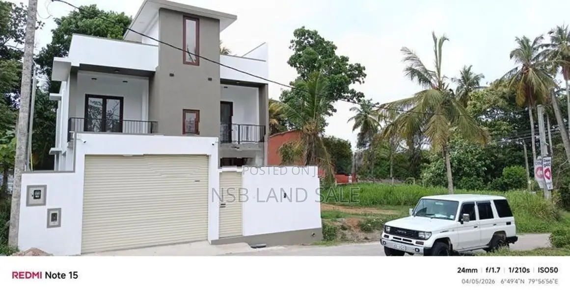 (NSB) Brand New Luxury House for Sale in Kottawa Piliyandala Road