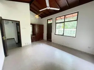 Luxury Brand New House For Sale In Thalawathugoda