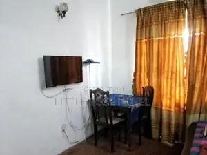 COMFORTABLE ROOMS IN MOUNT LAVINIA