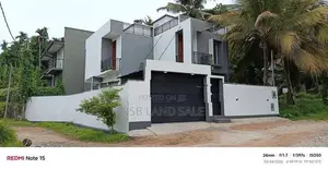Brad New Super Luxury House for Sale Maththagoda