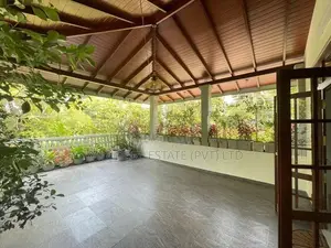 Luxury Brand New House For Sale In Thalawathugoda