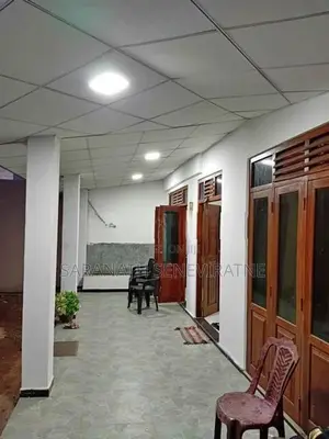 House in Ragama Heen Kanda For Sale - 750 meters to Horape Train Stati