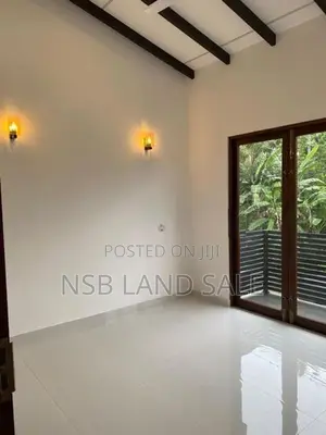 Brad New Super Luxury House for Sale Maththagoda
