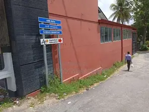 Land in Nawala junction Nugegoda With 3 Houses