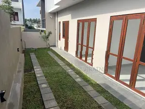 Modern Brand-New House in Aurora Scheme - Polgasowita Piliyandala