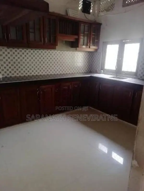 Land in Nawala junction Nugegoda With 3 Houses