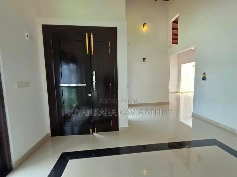 Brand New Mordern Single Storied House - Batuwandara