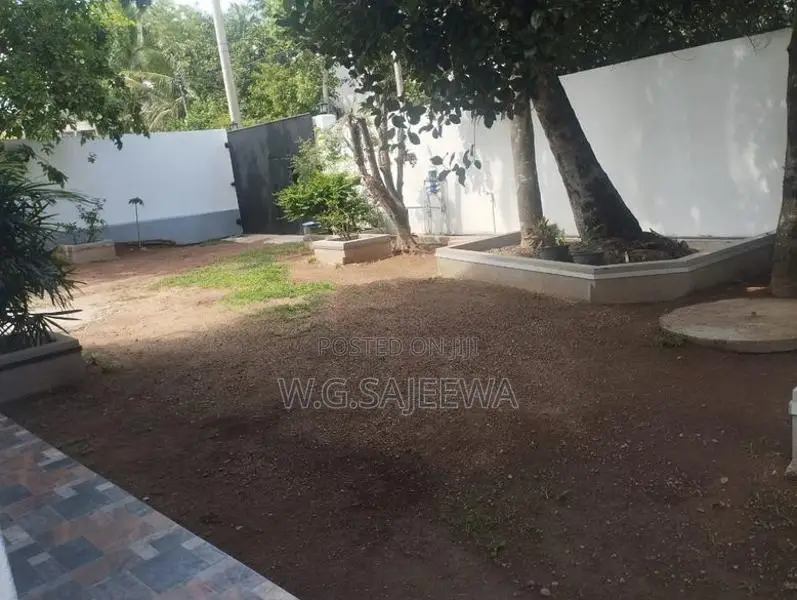 Ground floor house rent in Negombo