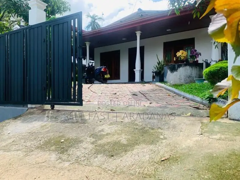 House For Sale in Homagama