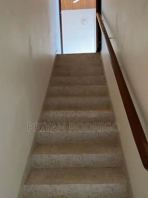 32 Perch Land with 05 Bedroom House for Rent at Pethiyagoda, Kelaniya