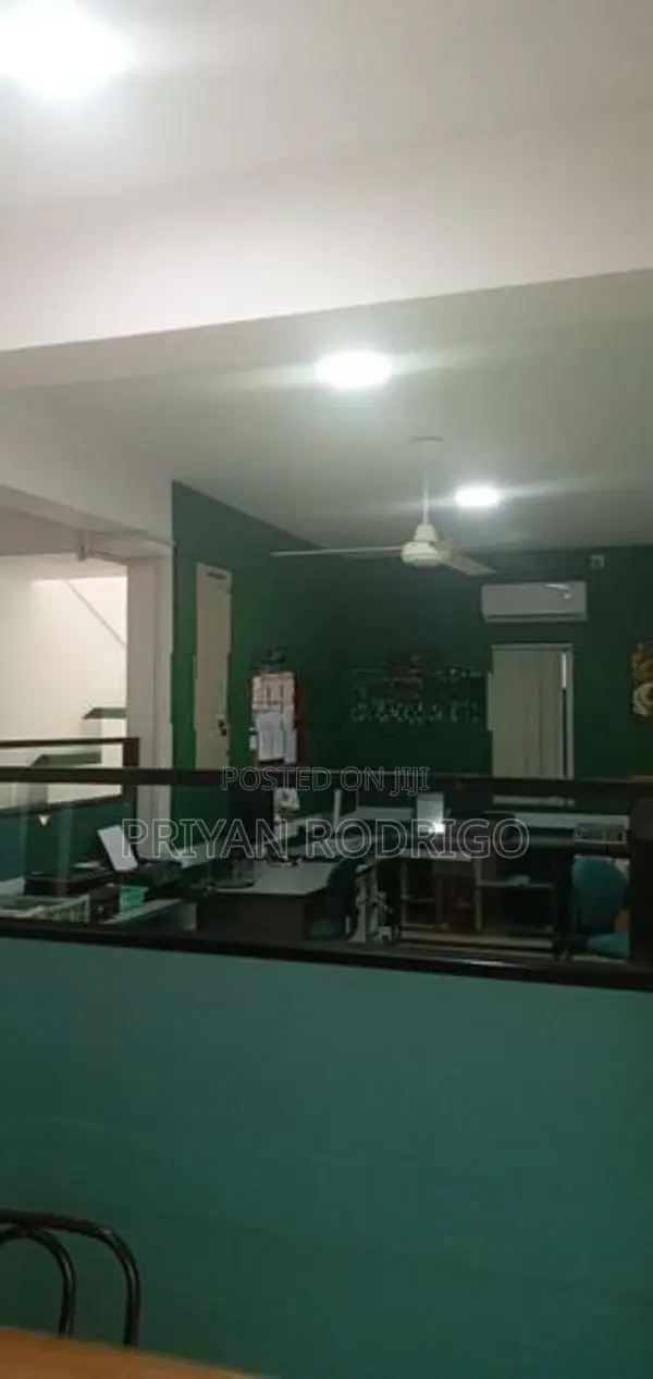 Dehiwala - Office for Sale with 20 Perches of Land