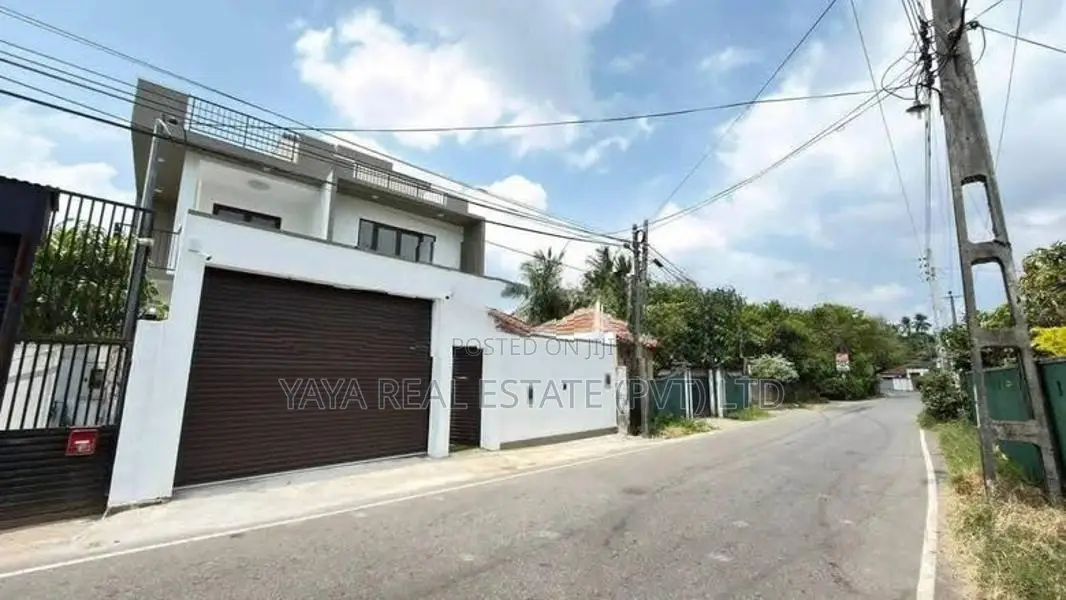 BRAND NEW HOUSE FOR SALE IN KOTTAWA