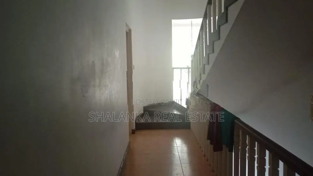 Spacious 5-Bedroom Modern House for Rent – Ethul Kotte