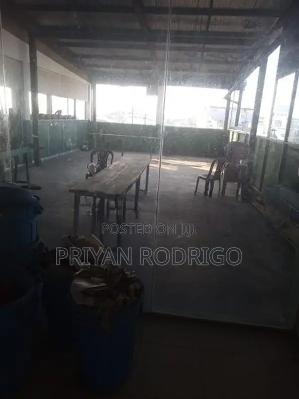 Commercial Facility facing High Level Road for Rent at Nugegoda