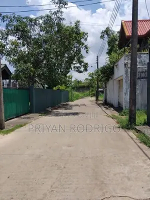 Rajagiriya, Kalapaluwawa, 19.2 Perches of Land for Sale