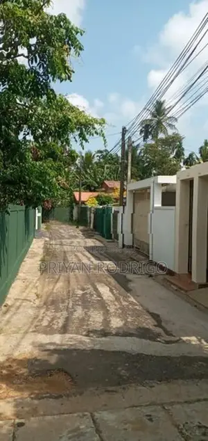 Piliyandala, Wewala, 12.9 Perches of Residential Land for Sale