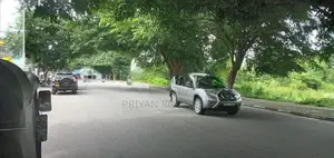 27 Perches of Commercial Land Facing Battaramulla for Sale
