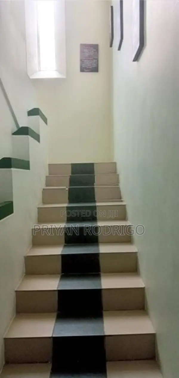 Dehiwala - Office for Sale with 20 Perches of Land
