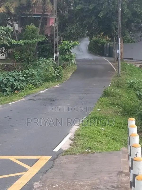 40 Perch Square Land for Sale at Madiwela, Kotte
