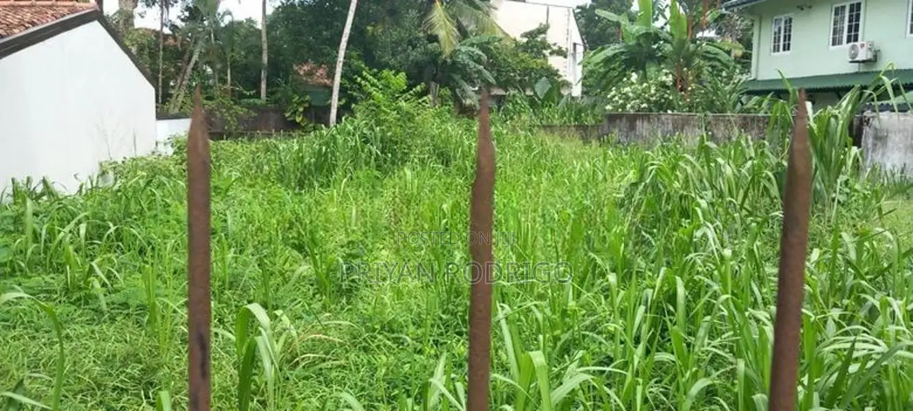 Battaramulla - 18 Perches of Residential Land for Sale