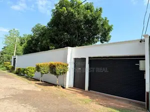 Kaluthara : 8BR (43P) Double-Storied Luxury House for Sale