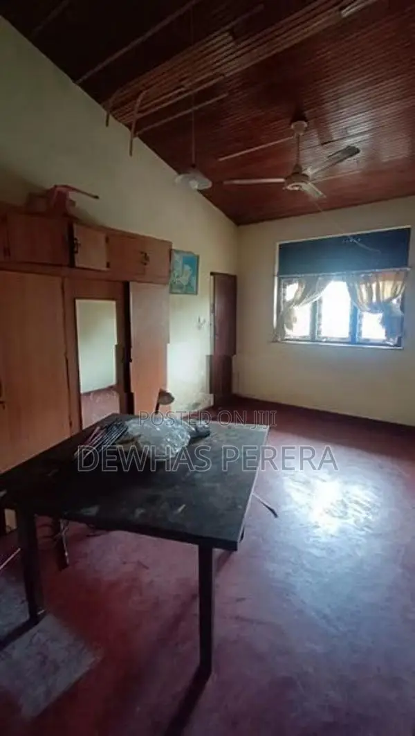2 story house sale old Negombo road wattala city