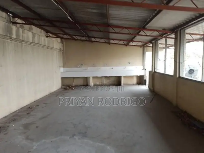 04 Storied Commercial Property for Rent at Maradana-Colombo 10