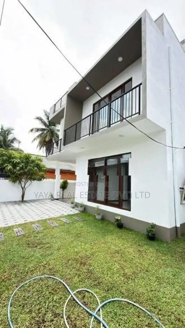 BRAND NEW HOUSE FOR SALE IN KOTTAWA