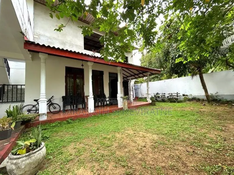 Valuable 2 Storied House From Kottawa - Athurugiriya Road Units