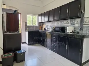 Apartment Rooms at Colombo 5 for Short Term Rentals