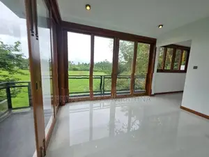 Uncommon Super Quality Mordern 3 Storied House - Piliyandala