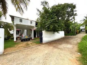 Valuable 2 Storied House From Kottawa - Athurugiriya Road Units