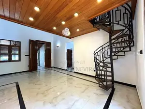 Modern Brand-New House With Unique Design - Off Madapatha Rd Piliyanda
