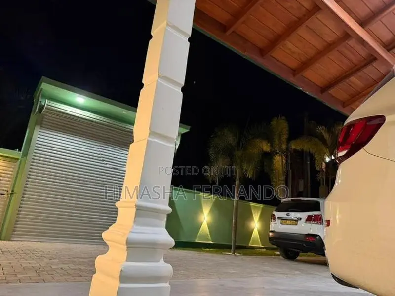 Luxury Brand New House for Sale in Wadduwa Panadura