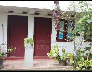 Room Rent for a Female in Kadawatha